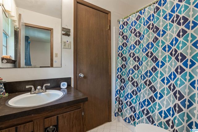 3427 KILDARE DRIVE, Hoover, AL 35226