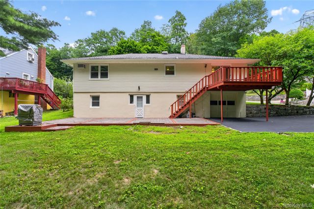 3 Greenwood Lane, White Plains, NY 10607