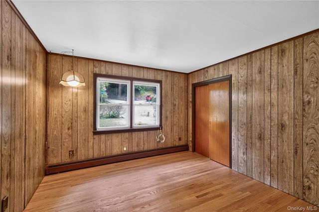 3 Greenwood Lane, White Plains, NY 10607