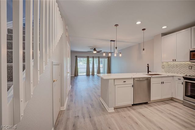 8697 Athena CT, Lehigh Acres, FL 33971