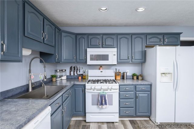 1209 Woodland Trace, Memphis, IN 47143