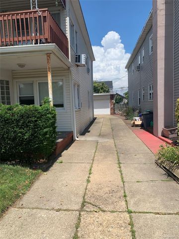 431 E Chester Street, Long Beach, NY 11561