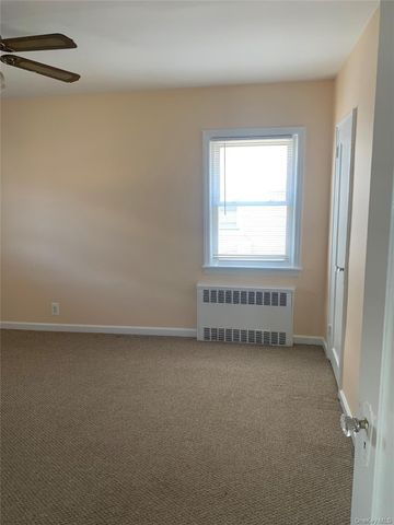 431 E Chester Street, Long Beach, NY 11561