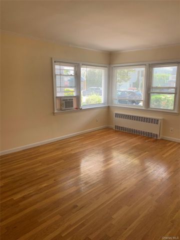 431 E Chester Street, Long Beach, NY 11561