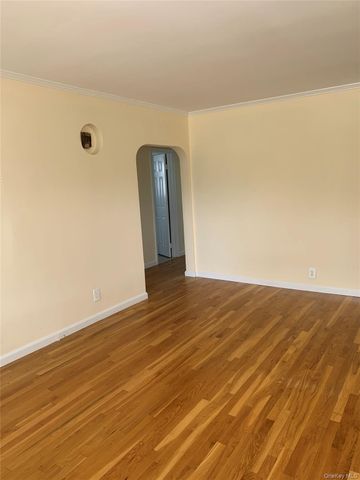 431 E Chester Street, Long Beach, NY 11561