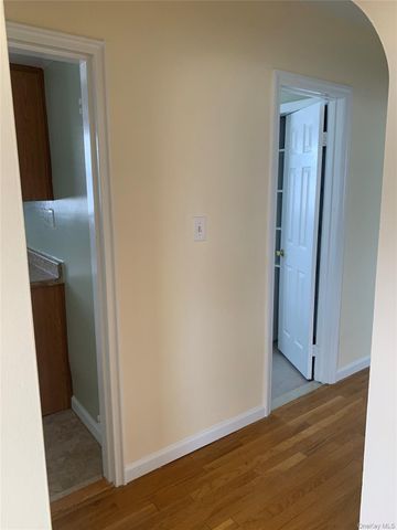 431 E Chester Street, Long Beach, NY 11561
