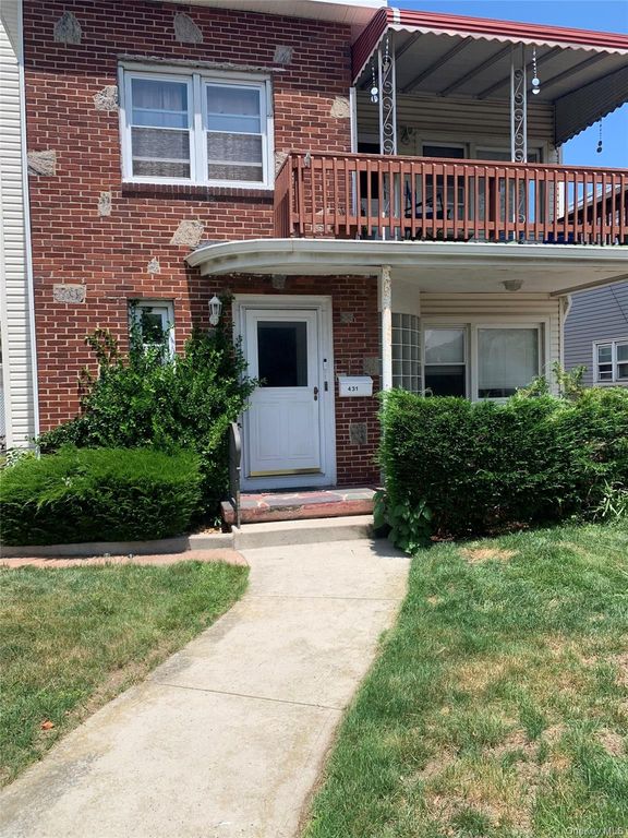 431 E Chester Street, Long Beach, NY 11561