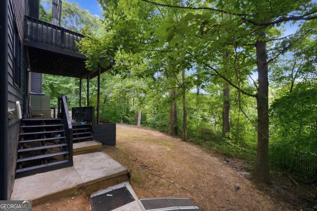 285 Merritt Drive, Lawrenceville, GA 30044