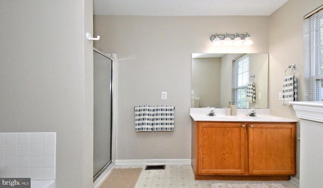 64 HUNT CLUB DR, Collegeville, PA 19426