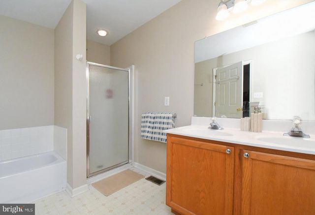 64 HUNT CLUB DR, Collegeville, PA 19426