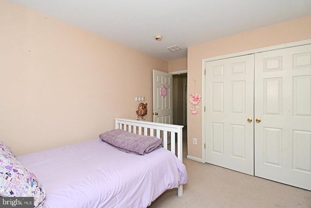 64 HUNT CLUB DR, Collegeville, PA 19426