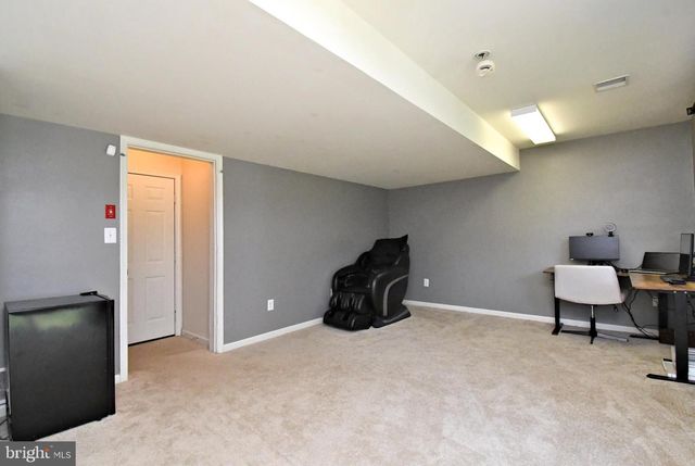 64 HUNT CLUB DR, Collegeville, PA 19426