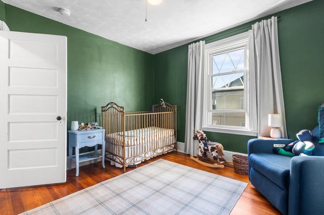 69 Milford St, New Bedford, MA 02745