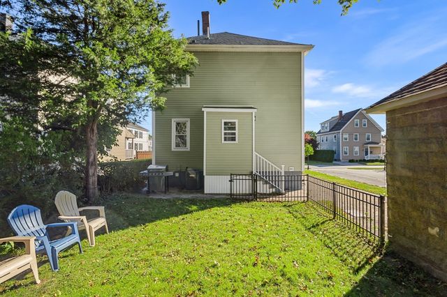 69 Milford St, New Bedford, MA 02745