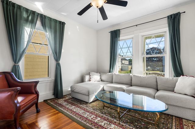 69 Milford St, New Bedford, MA 02745