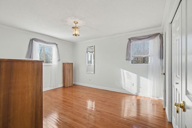 225 Hickory Hill Dr, Dover, TN 37058