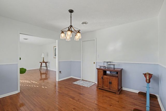 225 Hickory Hill Dr, Dover, TN 37058