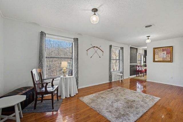 225 Hickory Hill Dr, Dover, TN 37058