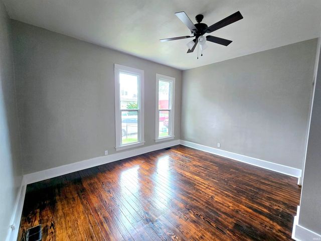 118 E Maryland Street, Evansville, IN 47711