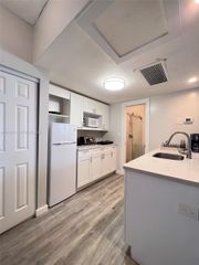 26 Diplomat Parkway 2308, Hallandale Beach, FL 33009
