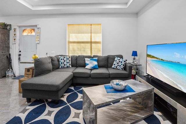 3458 NW 28th Avenue, Okeechobee, FL 34972