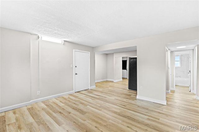 2031 Gascony Parc Drive 2031, Lake St Louis, MO 63367