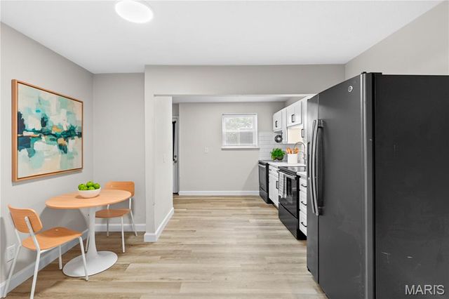 2031 Gascony Parc Drive 2031, Lake St Louis, MO 63367