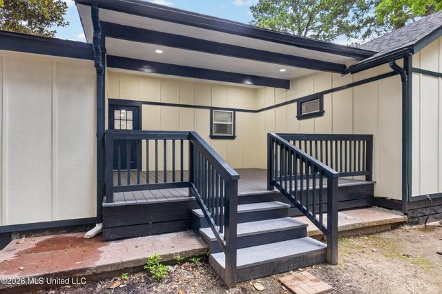 1708 Mamie Street, Hattiesburg, MS 39401