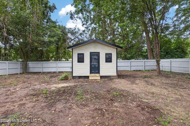 1708 Mamie Street, Hattiesburg, MS 39401