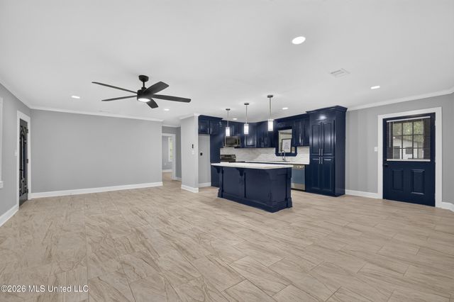 1708 Mamie Street, Hattiesburg, MS 39401