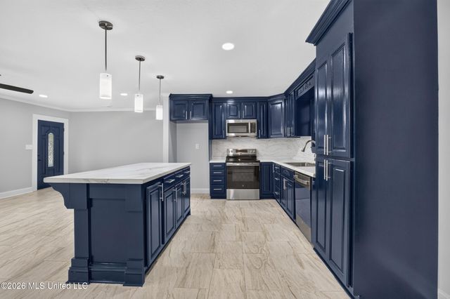 1708 Mamie Street, Hattiesburg, MS 39401