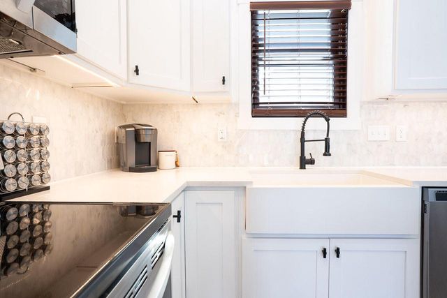 1043 John STREET, West Salem, WI 54669