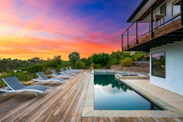 1741 Bruce Rd, Carlsbad, CA 92008