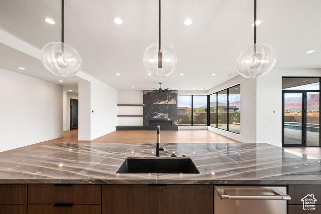 679 S JUNIPER WAY, Ivins, UT 84738