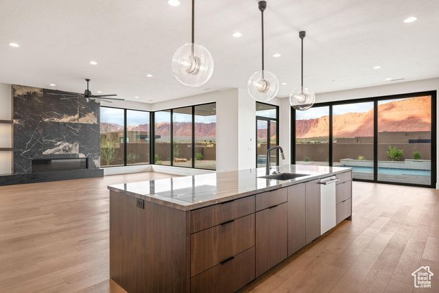 679 S JUNIPER WAY, Ivins, UT 84738