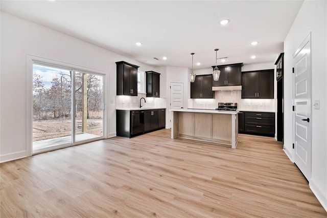 247 Kinross Drive, Bella Vista, AR 72715