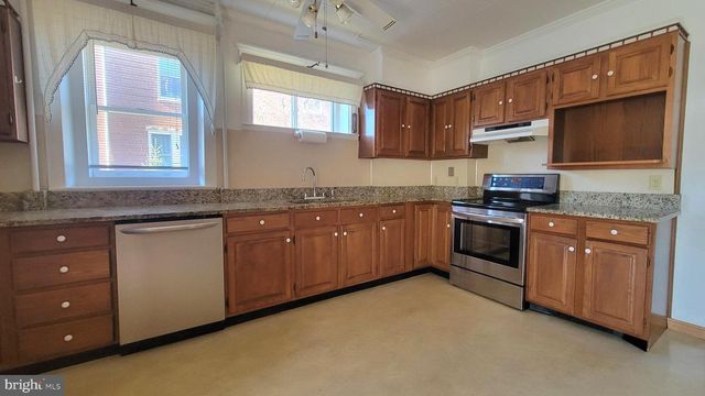 72 S MAIN ST, Smithsburg, MD 21783