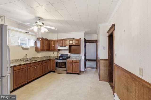 72 S MAIN ST, Smithsburg, MD 21783