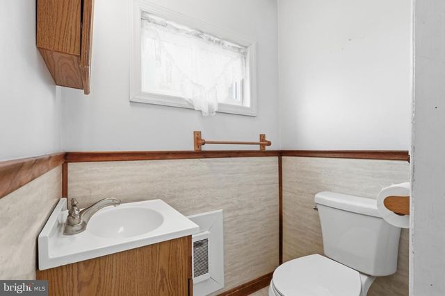 72 S MAIN ST, Smithsburg, MD 21783