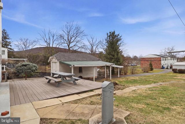 72 S MAIN ST, Smithsburg, MD 21783