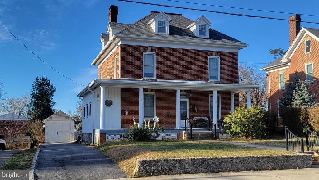 Image 1 of property listing at 72 S MAIN ST, Smithsburg, MD 21783