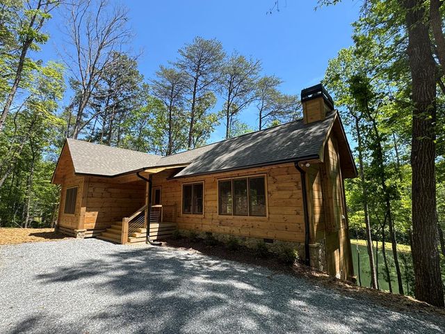 85 Moreland Trail, Blue Ridge, GA 30513