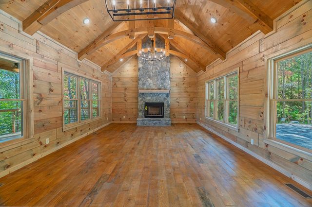 85 Moreland Trail, Blue Ridge, GA 30513