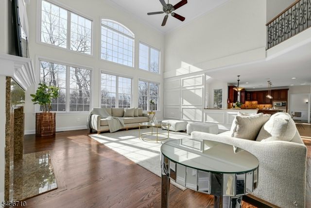 37 Crown View Ct, Sparta Twp., NJ 07871