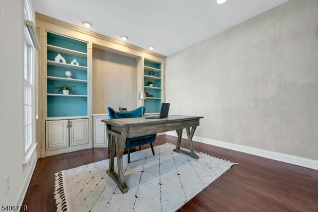 37 Crown View Ct, Sparta Twp., NJ 07871