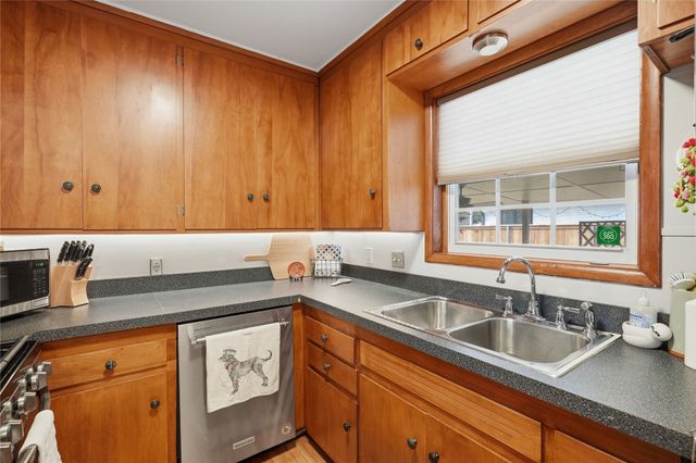 5732 E 25th Place, Tulsa, OK 74114