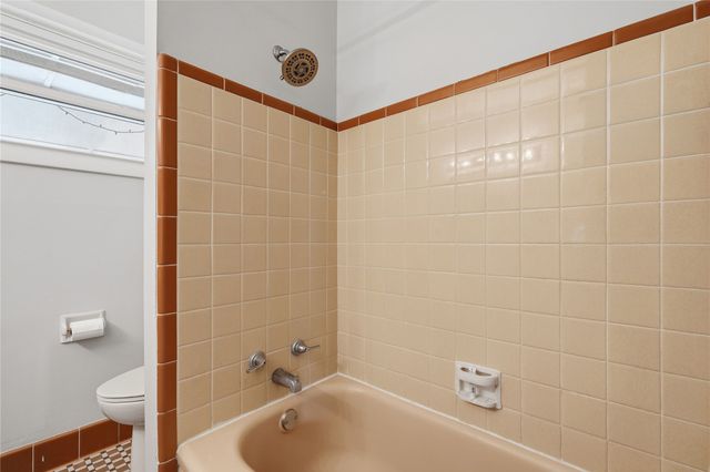 5732 E 25th Place, Tulsa, OK 74114