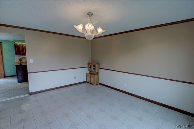 5 Hidden Trail, Lancaster, NY 14086