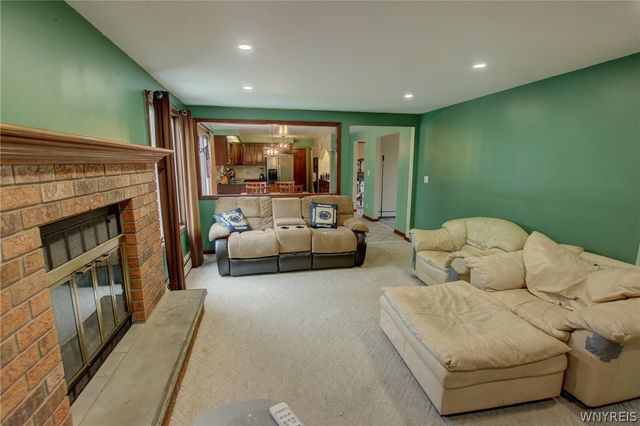5 Hidden Trail, Lancaster, NY 14086