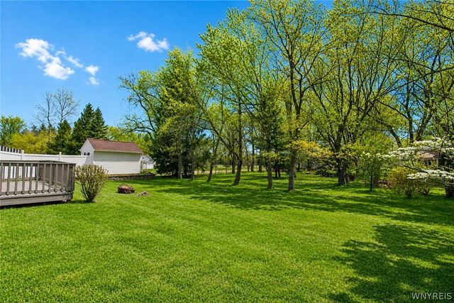 5 Hidden Trail, Lancaster, NY 14086
